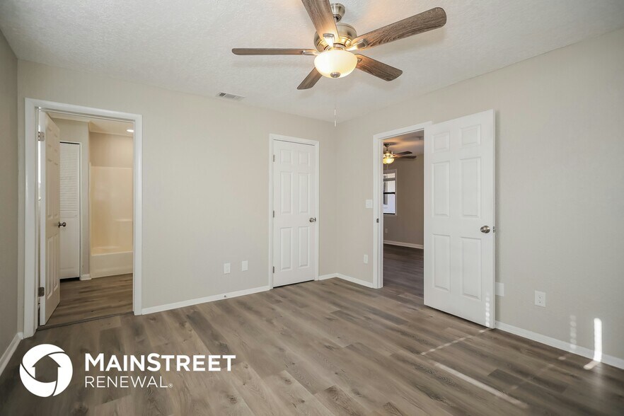 Building Photo - 7939 Lemans Dr