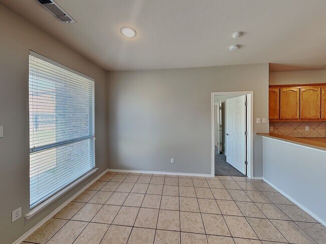 Building Photo - READY NOW! Captivating home on a cul-de-sac in Summer Creek Ranch!