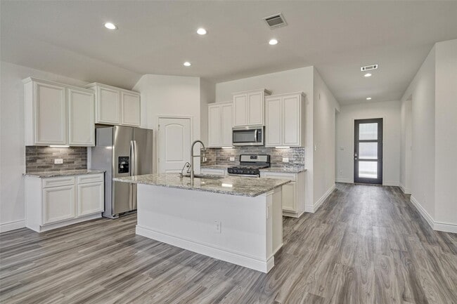 Building Photo - 981 Youth Water Rd