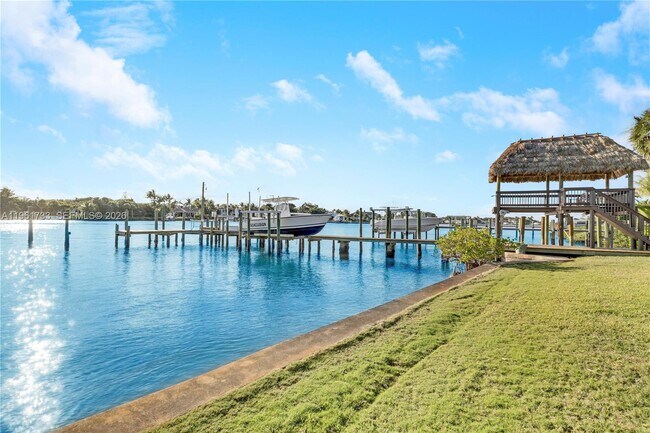 Building Photo - 19655 N Riverside Dr