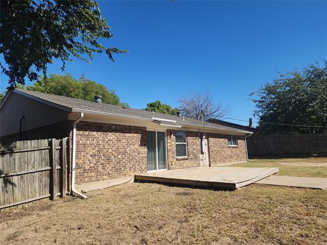 Building Photo - 5325 Weddington Ct