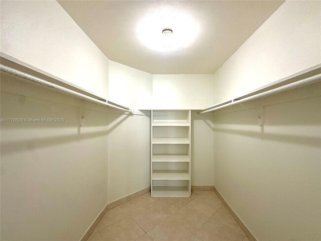 Building Photo - 1075 93rd St