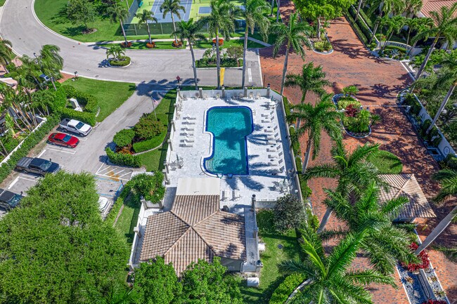 Building Photo - 65 Pelican Pointe Dr