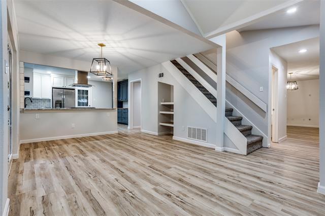 Building Photo - 717 Torrance Dr