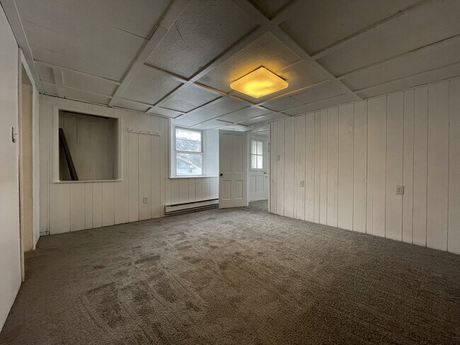 First bedroom - 139 S York Rd