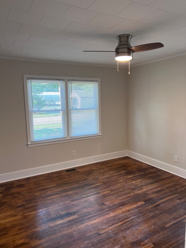 Building Photo - 486 Hope St