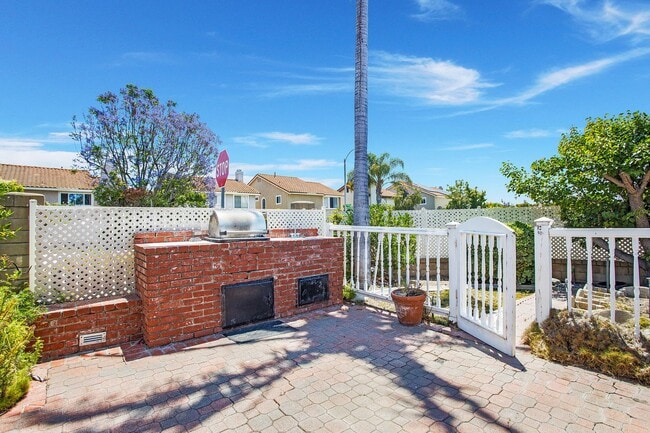 Building Photo - Highly desirable 2/2 Single-Level Village Laguna Niguel Heights home for lease