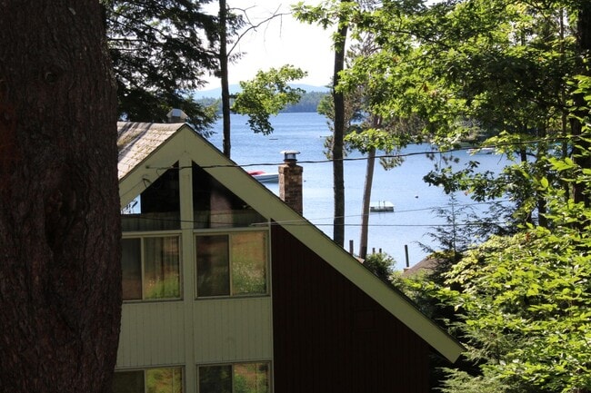 Building Photo - **WINTER RENTAL** Adorable Meredith Chalet...