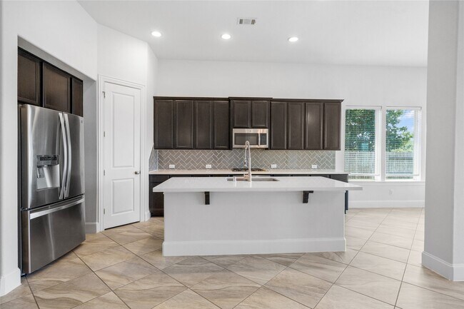 Building Photo - 752 Mayhill Ridge Ln
