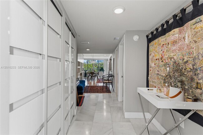 Building Photo - 6620 Indian Creek Dr