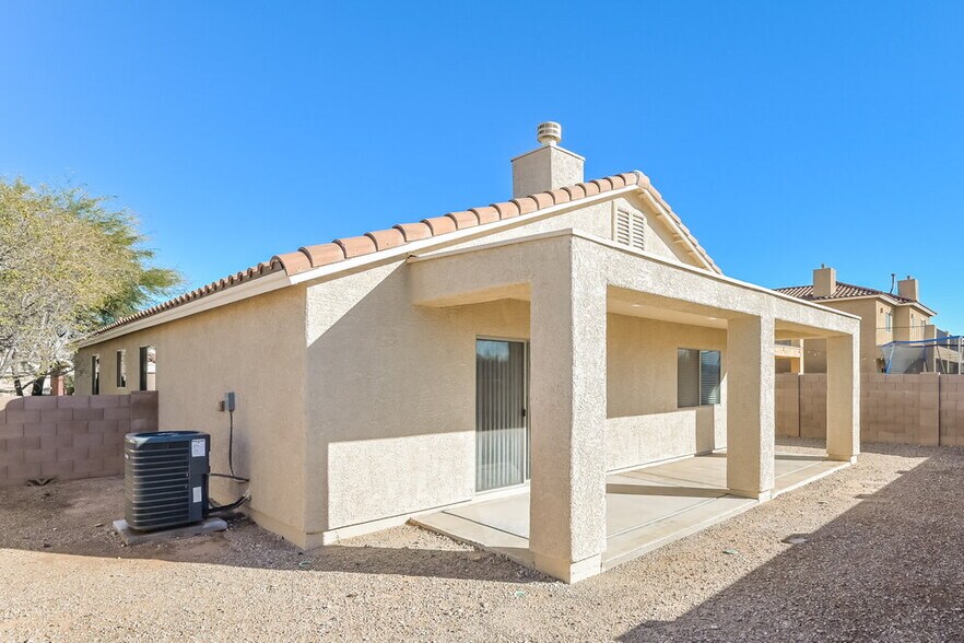 Building Photo - 8301 W Melanitta Dr