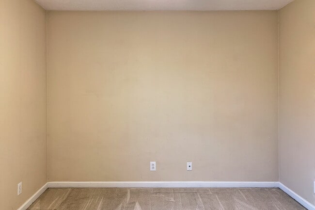 Building Photo - For Rent: 2BR, 1 1/2 BA condo, upstairs unit. (Please do not apply without speaking with us first.)