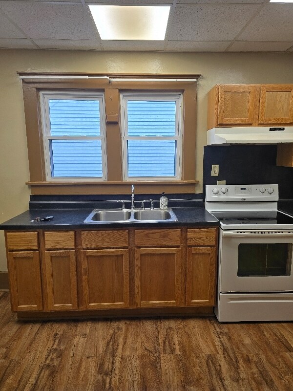 Building Photo - 308 W Maple St