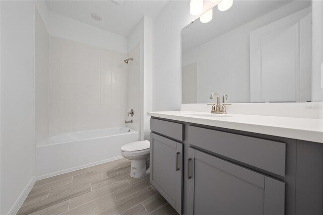 Building Photo - 5148 Goldfinch Dr