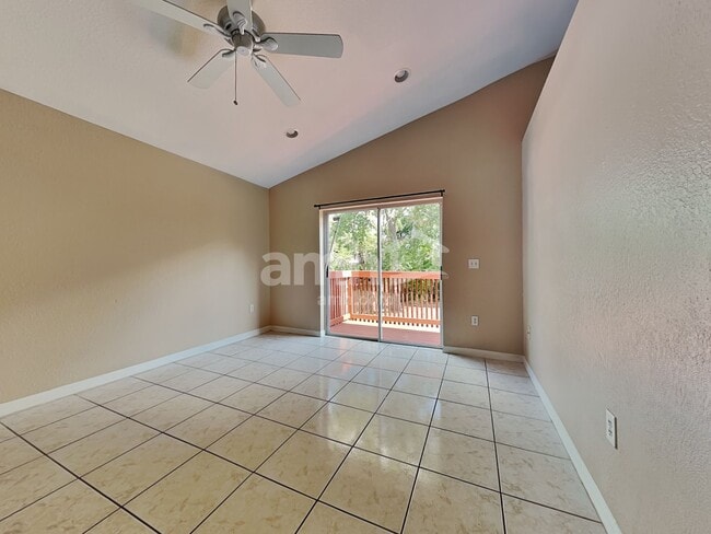 Building Photo - 5817 Mohr Loop