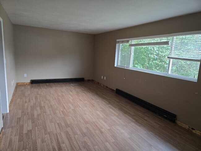 Building Photo - 316 N 9th Ave