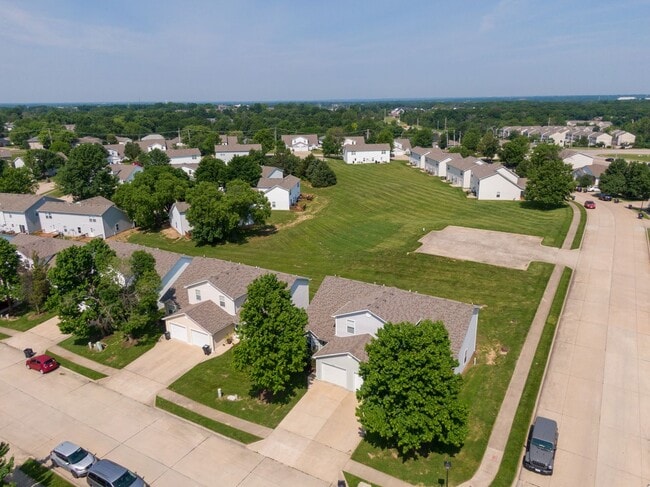 Building Photo - 3515-3517 Prescott Dr.