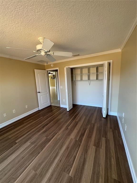 Building Photo - 1109 Alcove Loop