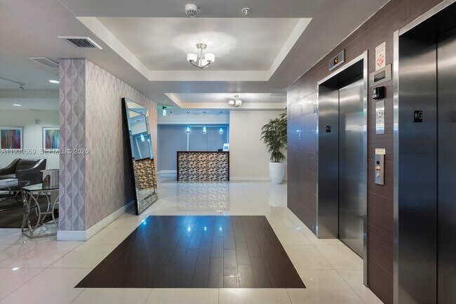 Building Photo - 2350 SW 27th Ave