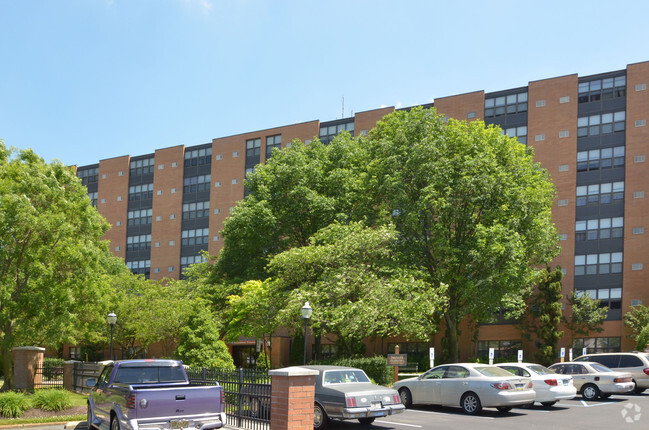 Building Photo - Audubon Towers