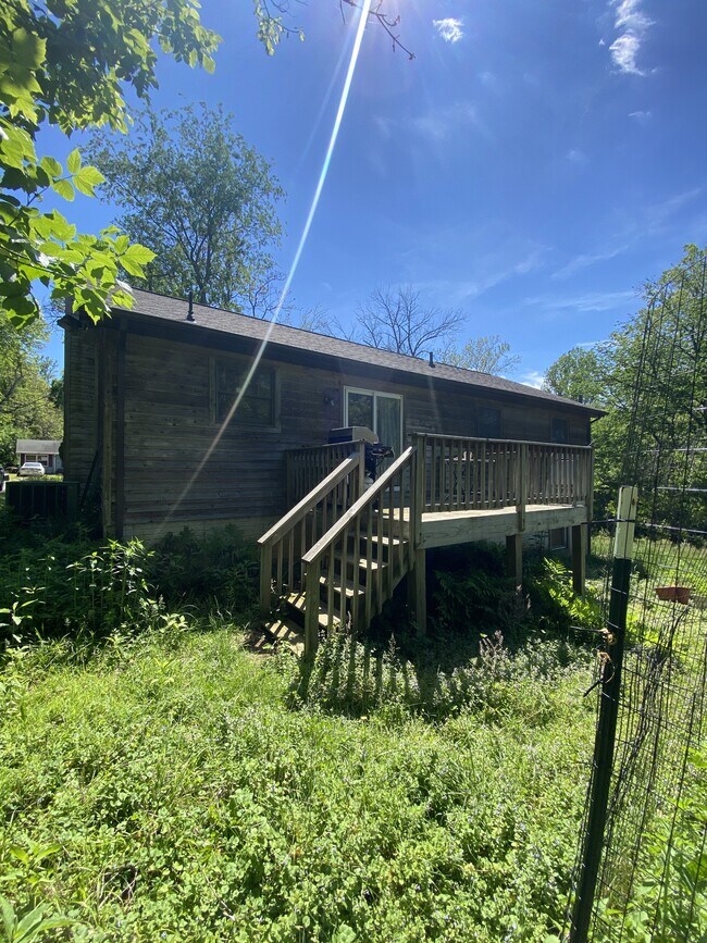 Building Photo - 75 Briar Trail