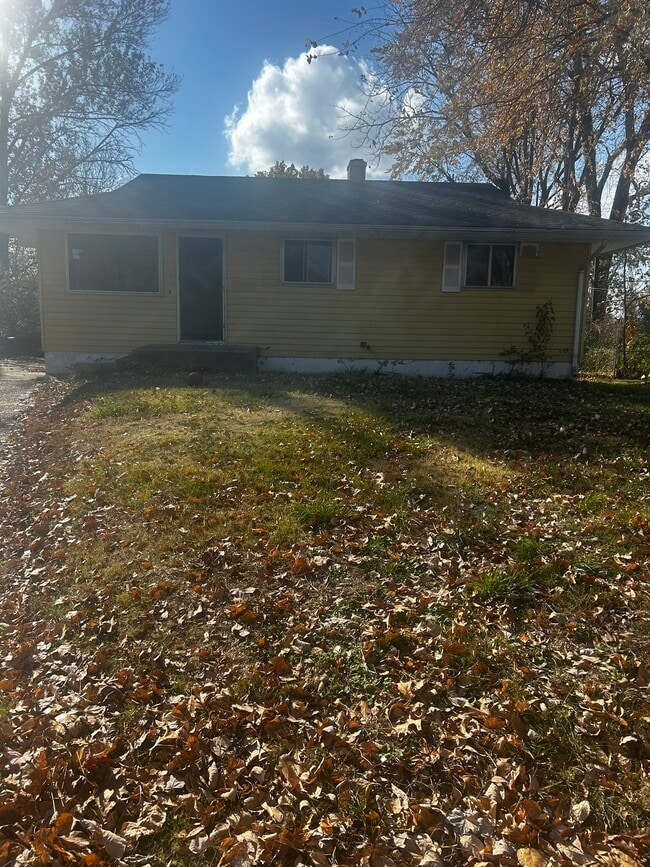 Building Photo - 252 Dundee Cir