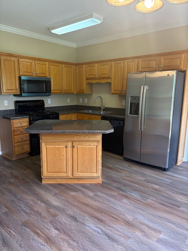 Building Photo - New For Rent in Pinson!