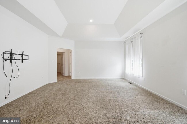 Building Photo - 24267 Purple Finch Dr