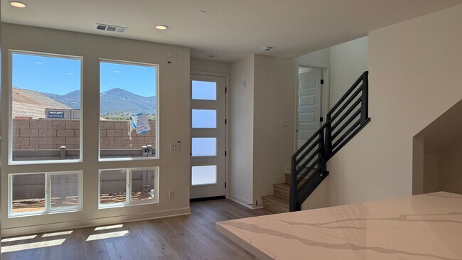 Building Photo - Stunning 3 bedroom, 2.5 bathrooms, 2 story...
