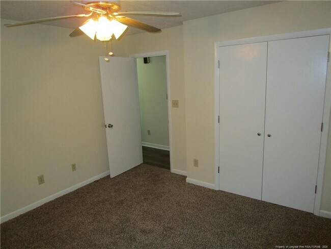 Building Photo - 2122 Constitution Dr