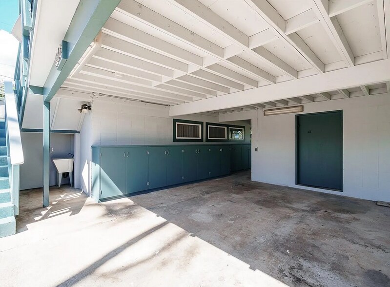 Building Photo - 68-679 Hoomana Pl