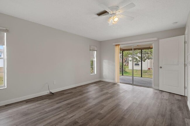 Building Photo - 5524 Gridley Ln