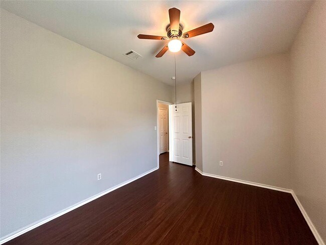 Building Photo - 12303 Abney Dr