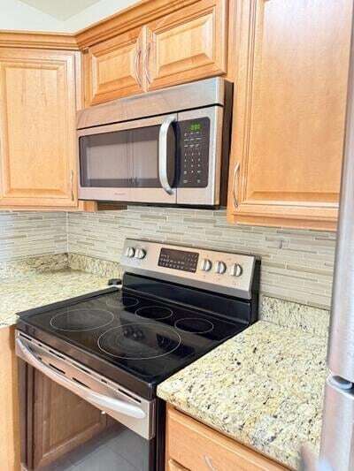 Building Photo - 186 Norwich H