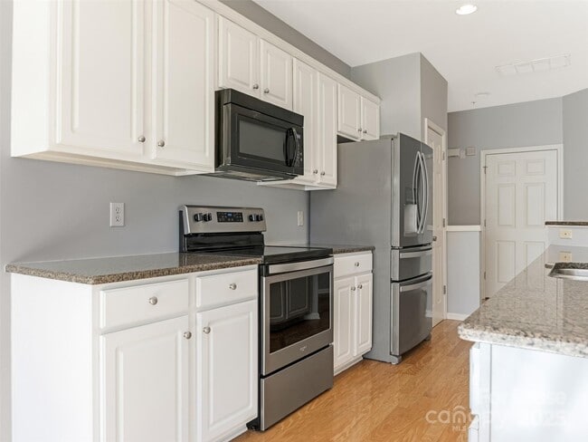 Building Photo - 3164 Margellina Drive