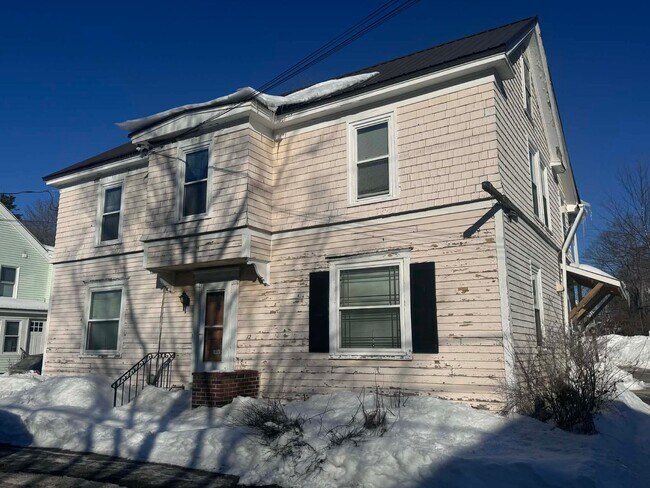 Building Photo - Paluska