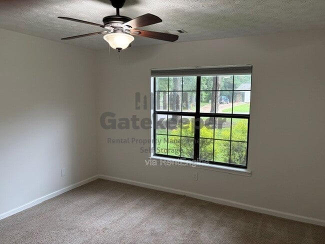 Building Photo - 280 Handley Ct