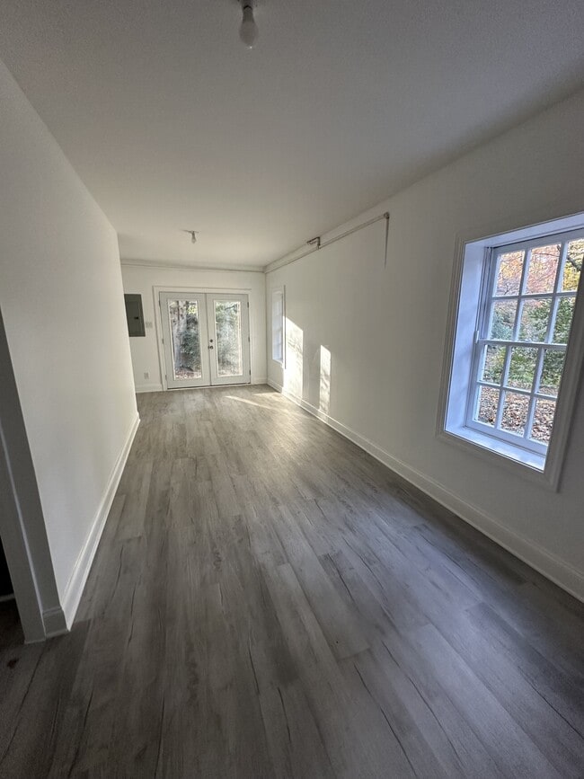 Building Photo - 1804 W 44th St