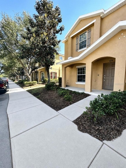 Building Photo - 4714 Chatterton Way