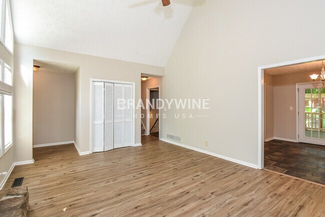 Building Photo - 4839 Caboose Ln NW