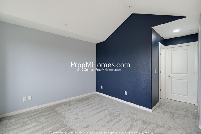 Building Photo - 28487 SW Villebois Dr N