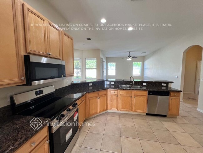 Building Photo - 4514 SW Calloway St