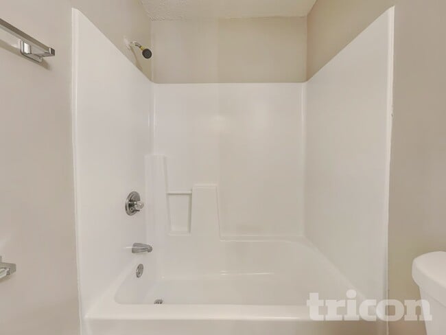 Building Photo - 78 Quail Run