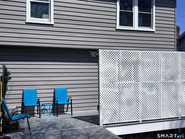 Building Photo - 94 Prospect Ave