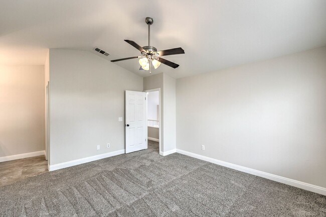 Building Photo - Newly Updated 4Bed/2Bath/2Car- residence located in NW Las Vegas community with NO HOA!