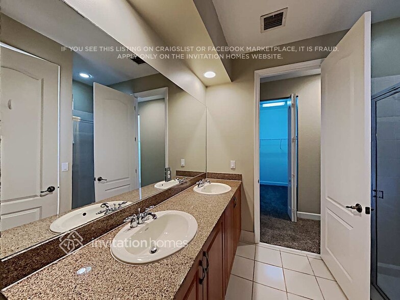 Building Photo - 4432 Arabian Way