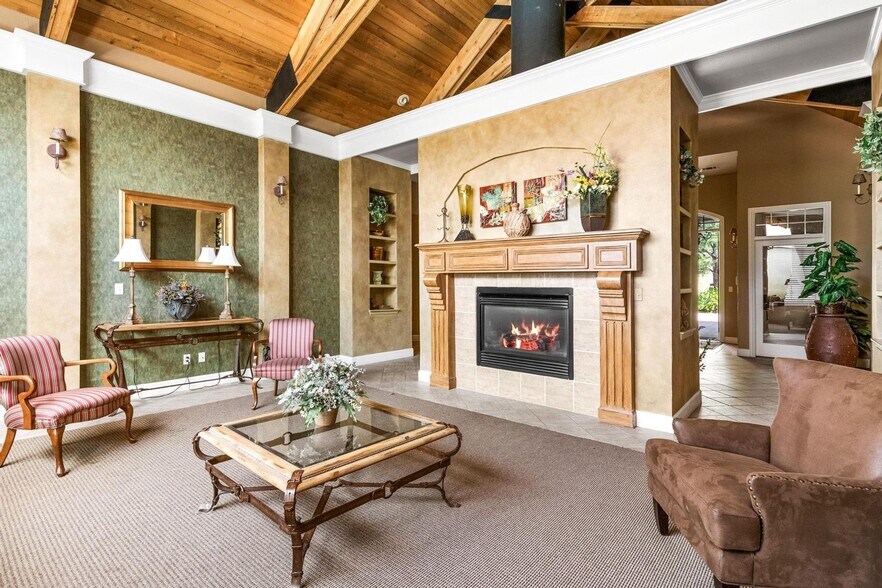 Building Photo - 12926 Ironstone Way