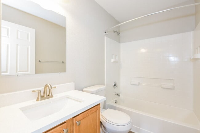 Building Photo - 1832 Morningview Ln