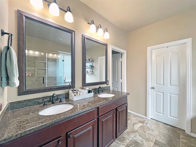 Building Photo - 33010 Greenfield Forest Dr