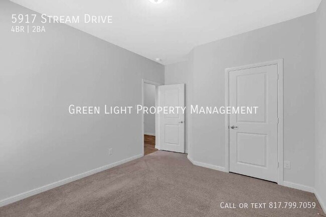 Building Photo - 5917 Stream Dr